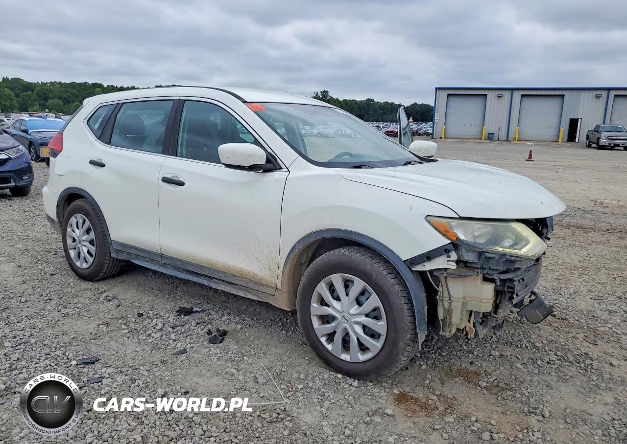 2017 Nissan Rogue S VIN:5N1AT2MT1HC730811 - 4