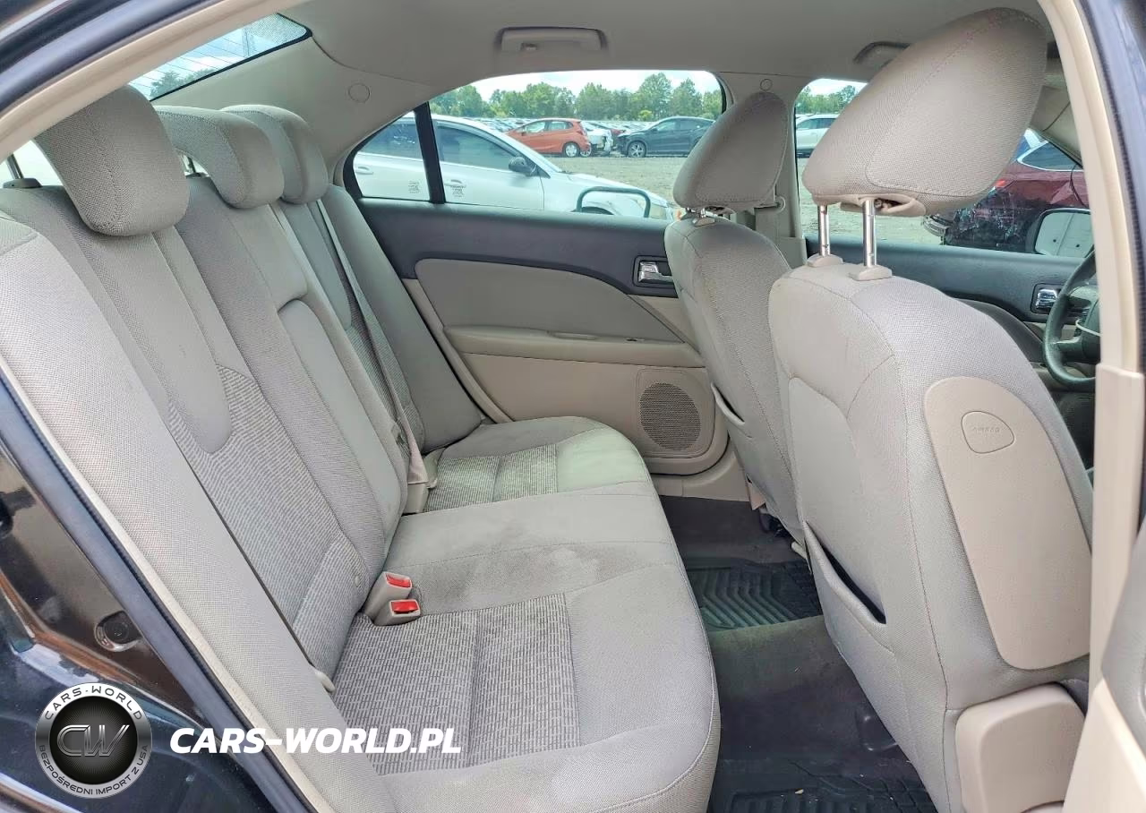 2010 Ford Fusion Se VIN:3FAHP0HG2AR103623 - 10