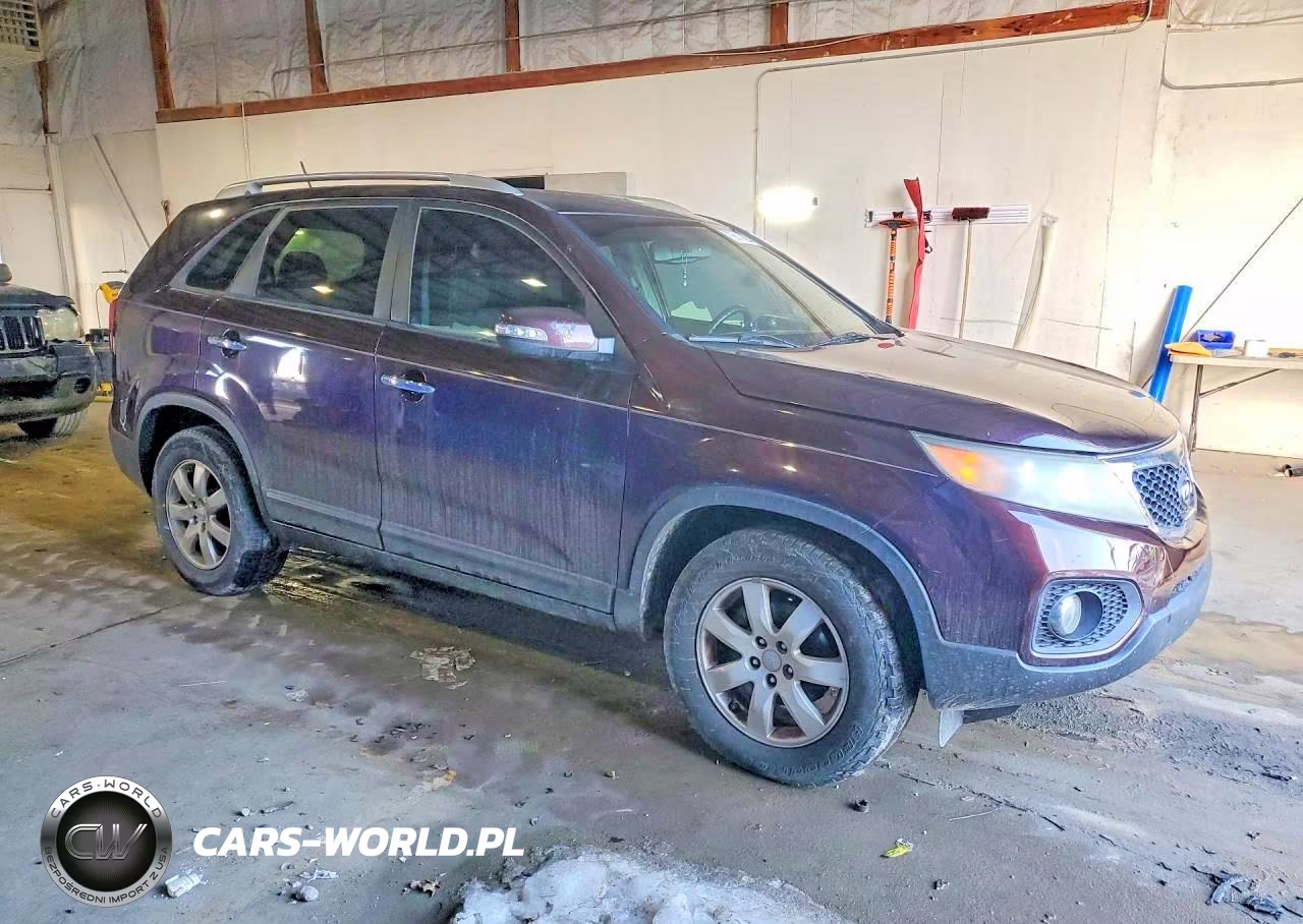 2012 Kia Sorento Base VIN:5XYKT3A68CG223485 - 4