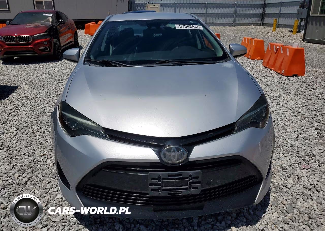 2017 Toyota Corolla L VIN:5YFBURHE2HP698842 - 5