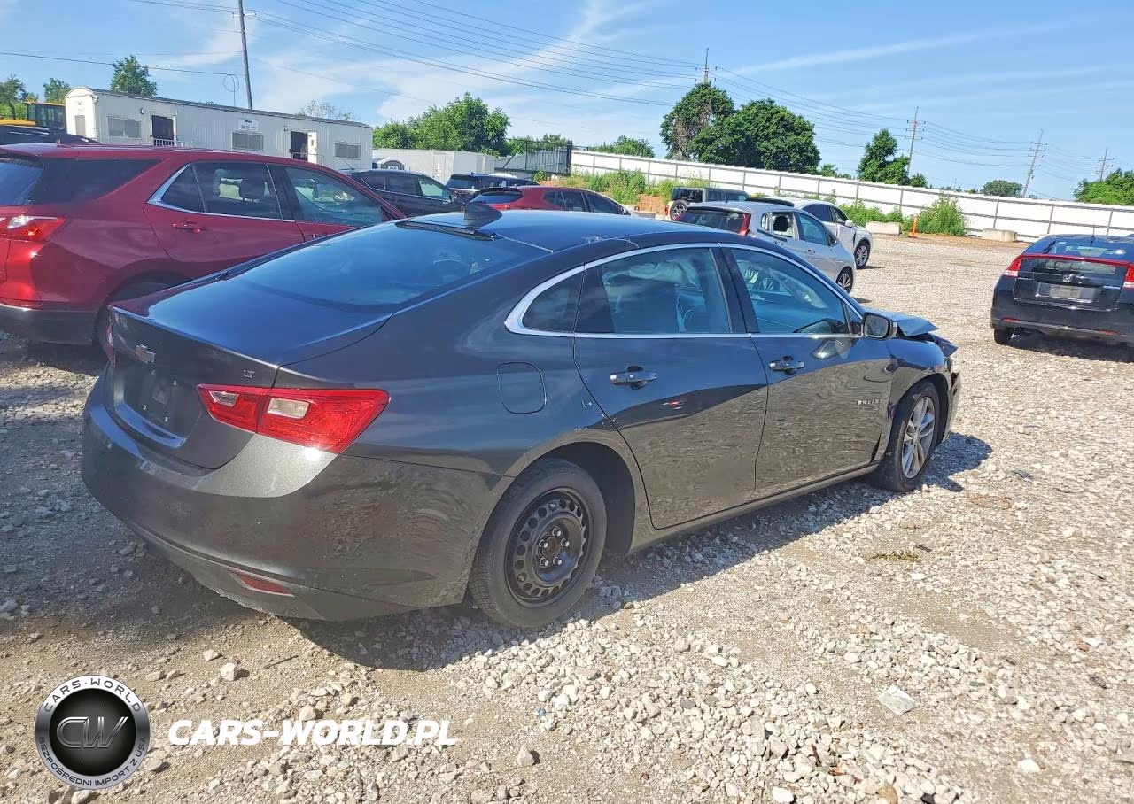 2018 Chevrolet Malibu Lt VIN:1G1ZD5ST0JF176750 - 3
