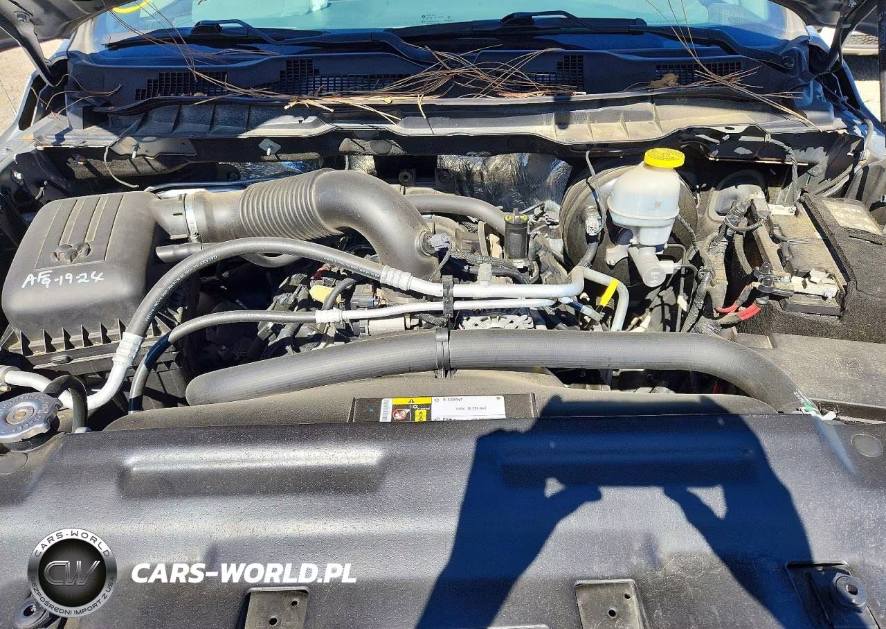2020 Ram 1500 Classic Tradesman VIN:3C6RR7KT0LG290955 - 11