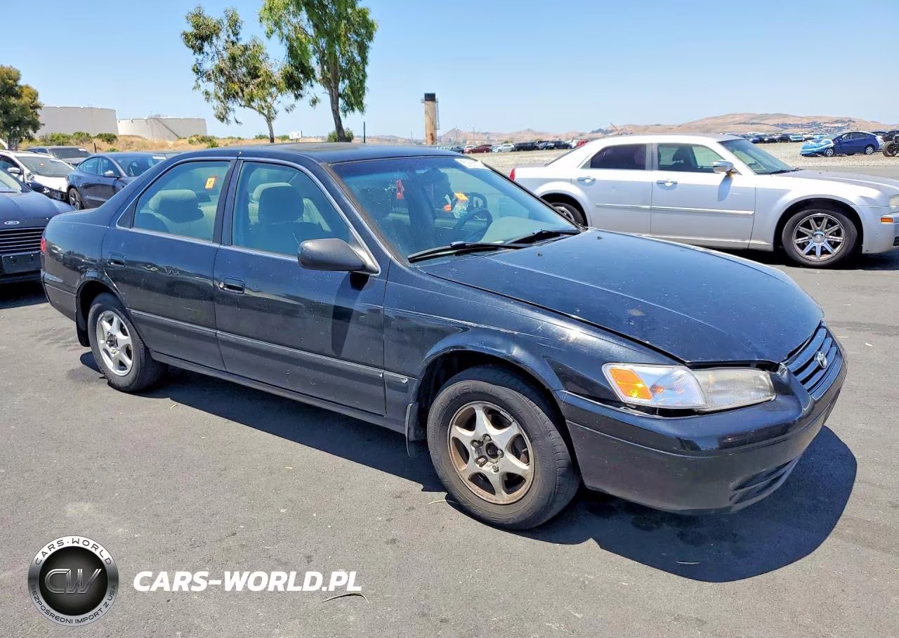 1997 Toyota Camry Le VIN:JT2BG22K1V0024807 - 4