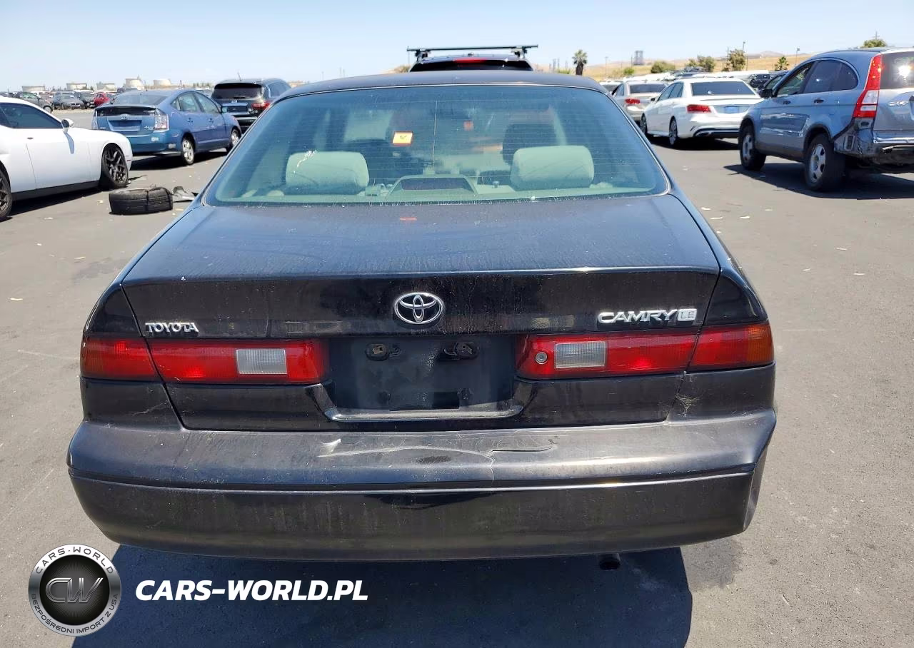 1997 Toyota Camry Le VIN:JT2BG22K1V0024807 - 6