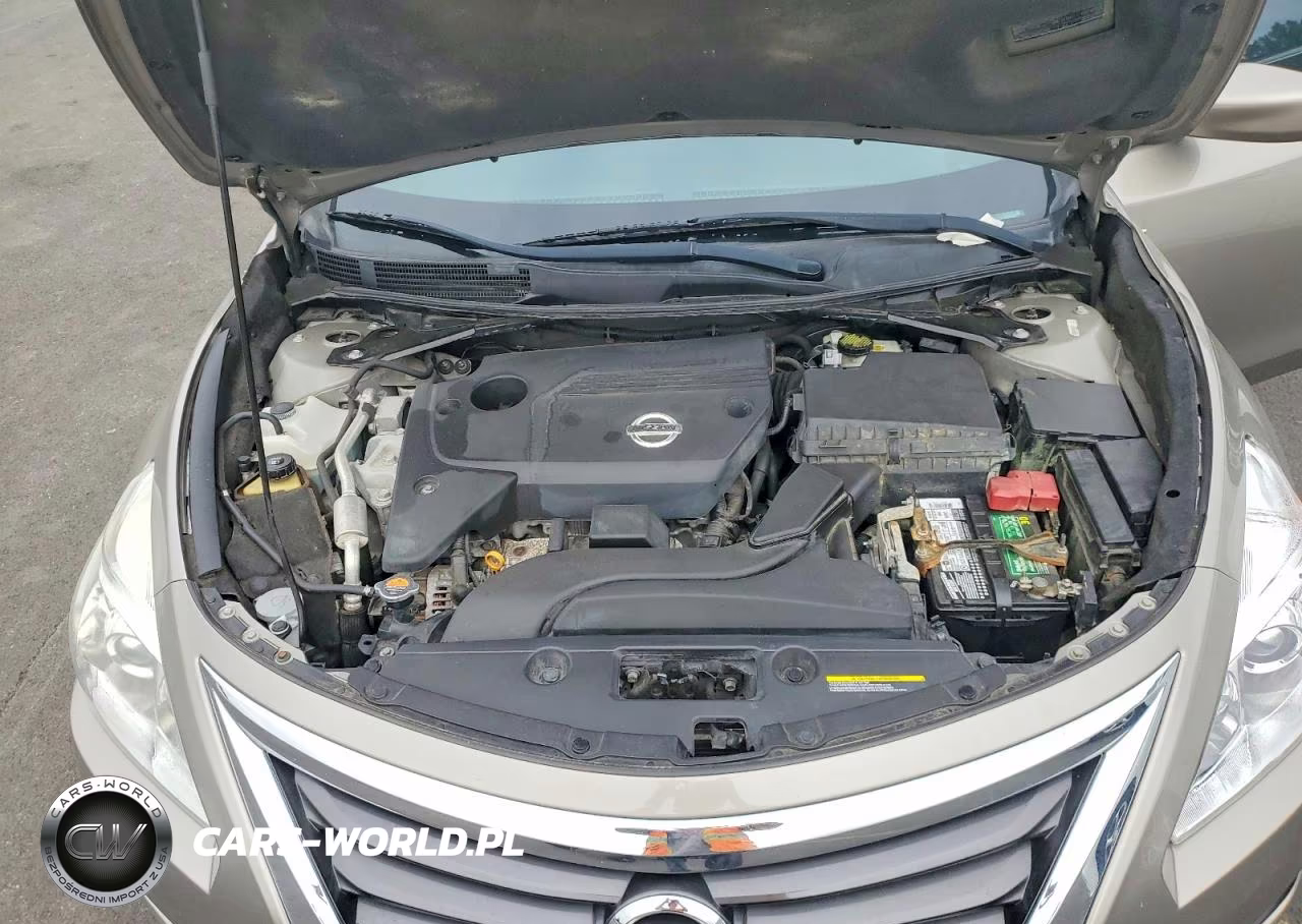 2015 Nissan Altima 2.5 S VIN:1N4AL3AP3FN301646 - 10