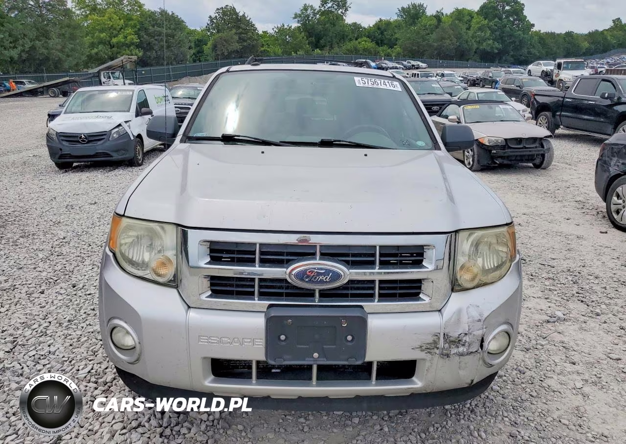 2010 Ford Escape Xlt VIN:1FMCU0D70AKA31856 - 5