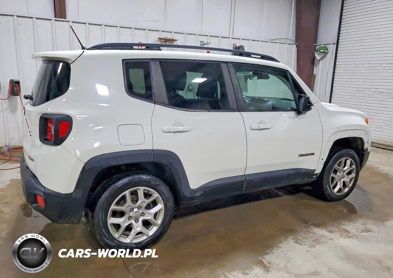 2017 Jeep Renegade Latitude VIN:ZACCJBBB3HPG60852 - 3