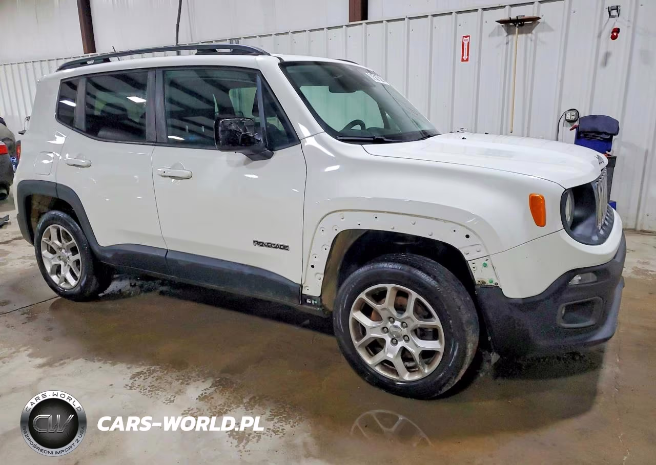2017 Jeep Renegade Latitude VIN:ZACCJBBB3HPG60852 - 4