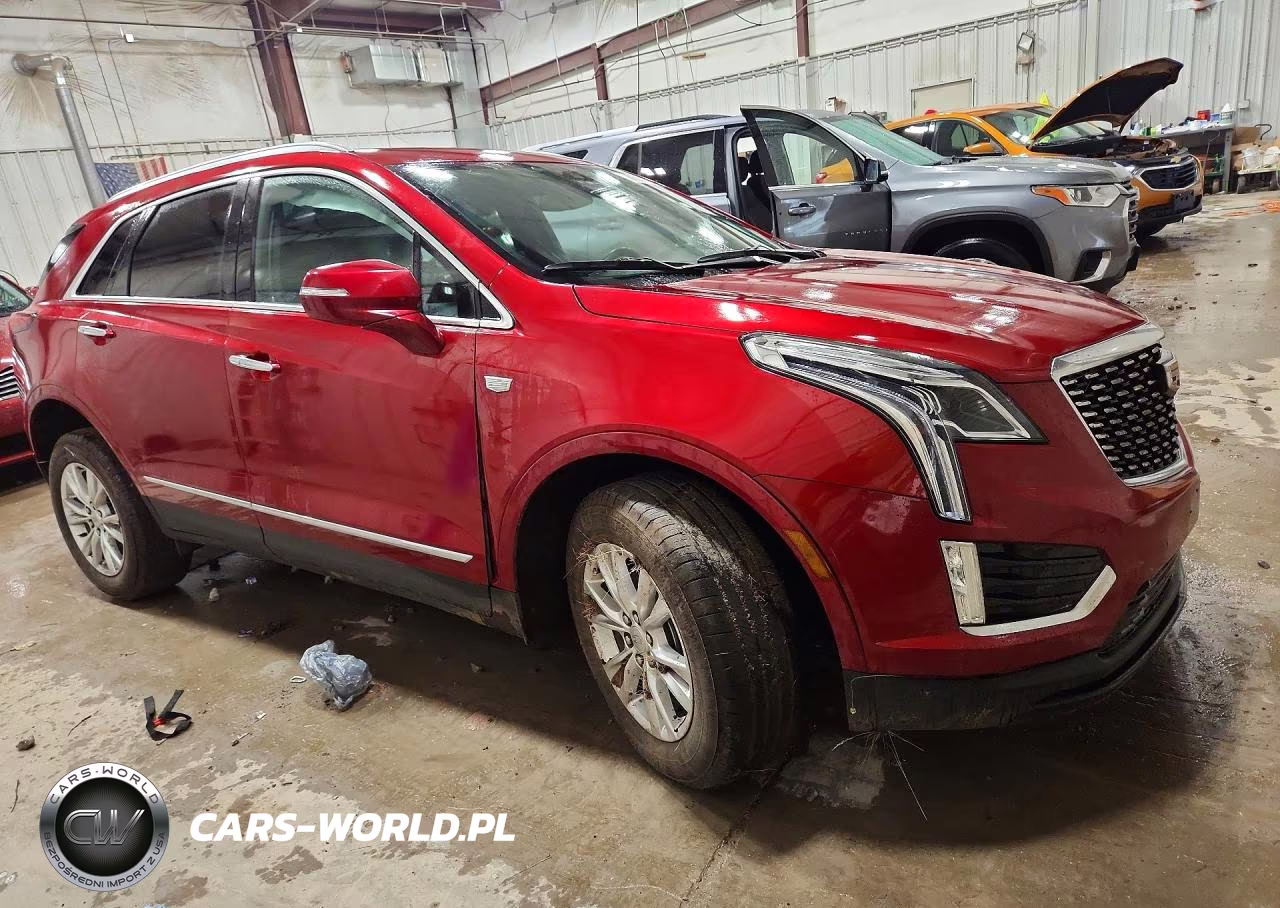2024 Cadillac Xt5 Luxury VIN:1GYKNBR46RZ755104 - 4