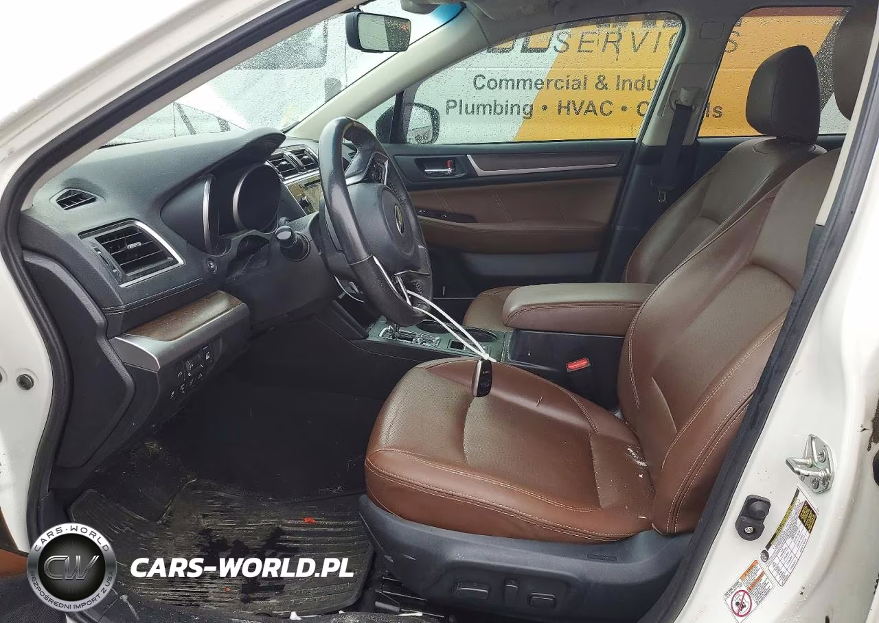 2018 Subaru Outback Touring VIN:4S4BSATCXJ3246631 - 7