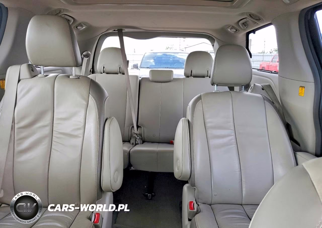 2012 Toyota Sienna Limited 7-Passenger VIN:5TDDK3DC7CS046198 - 10