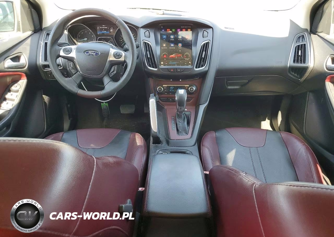 2012 Ford Focus Titanium VIN:1FAHP3N28CL399484 - 8