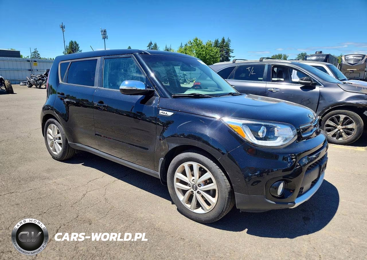 2018 Kia Soul + VIN:KNDJP3A58J7615061 - 4