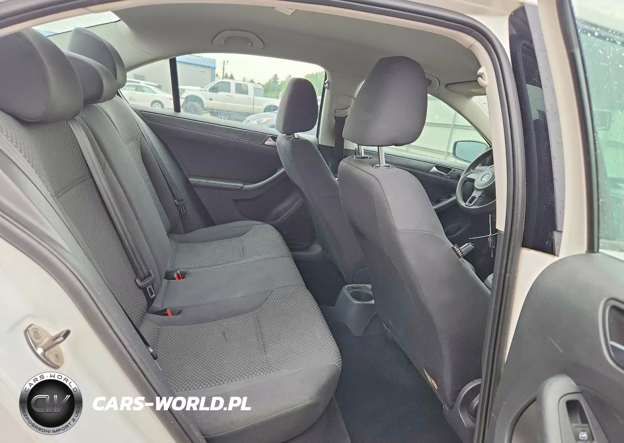 2013 Volkswagen Jetta Base VIN:3VW1K7AJ2DM211439 - 10