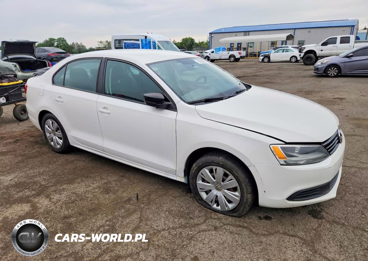 2013 Volkswagen Jetta Base VIN:3VW1K7AJ2DM211439 - 4