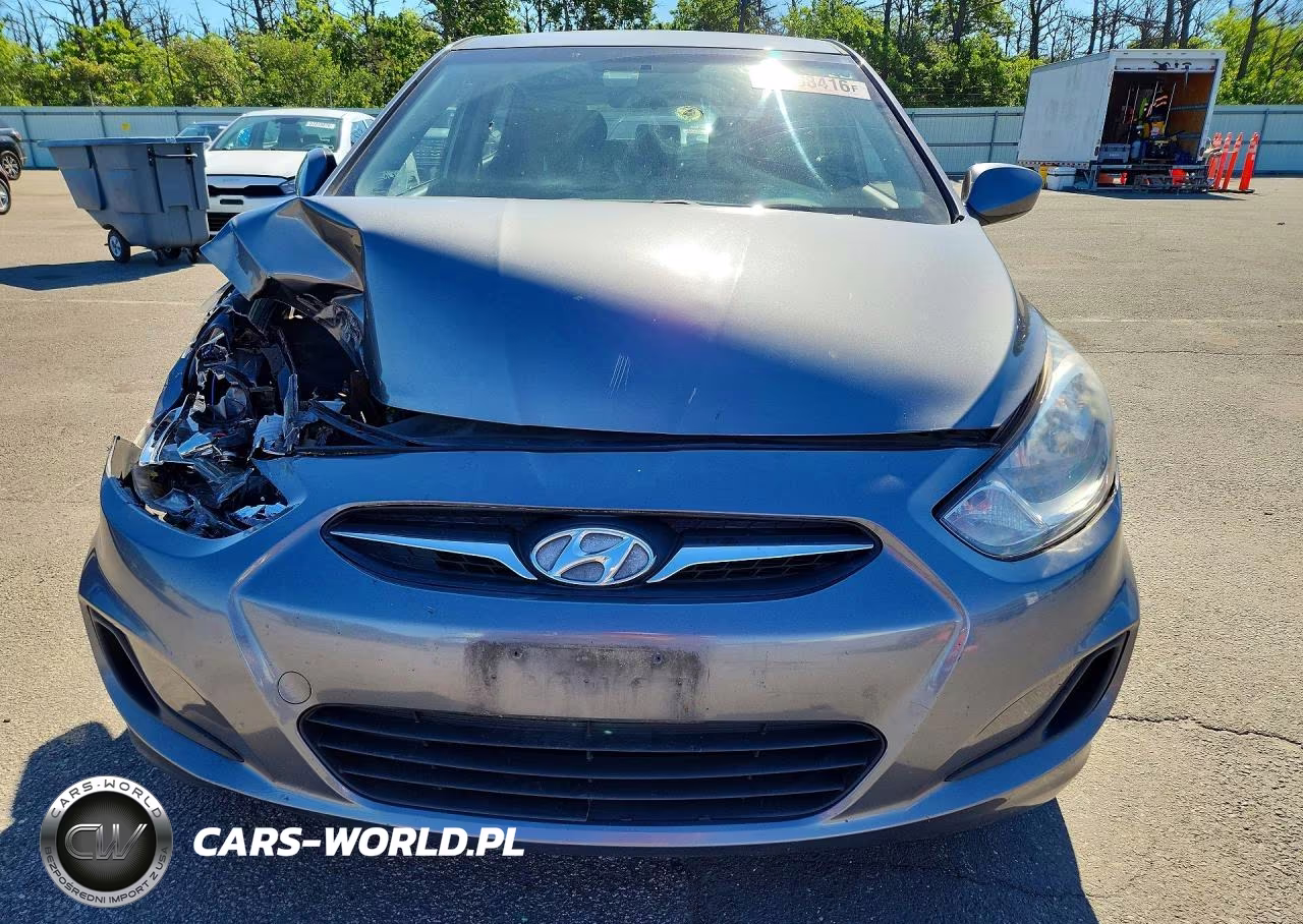 2014 Hyundai Accent Gs VIN:KMHCT5AE4EU163063 - 5
