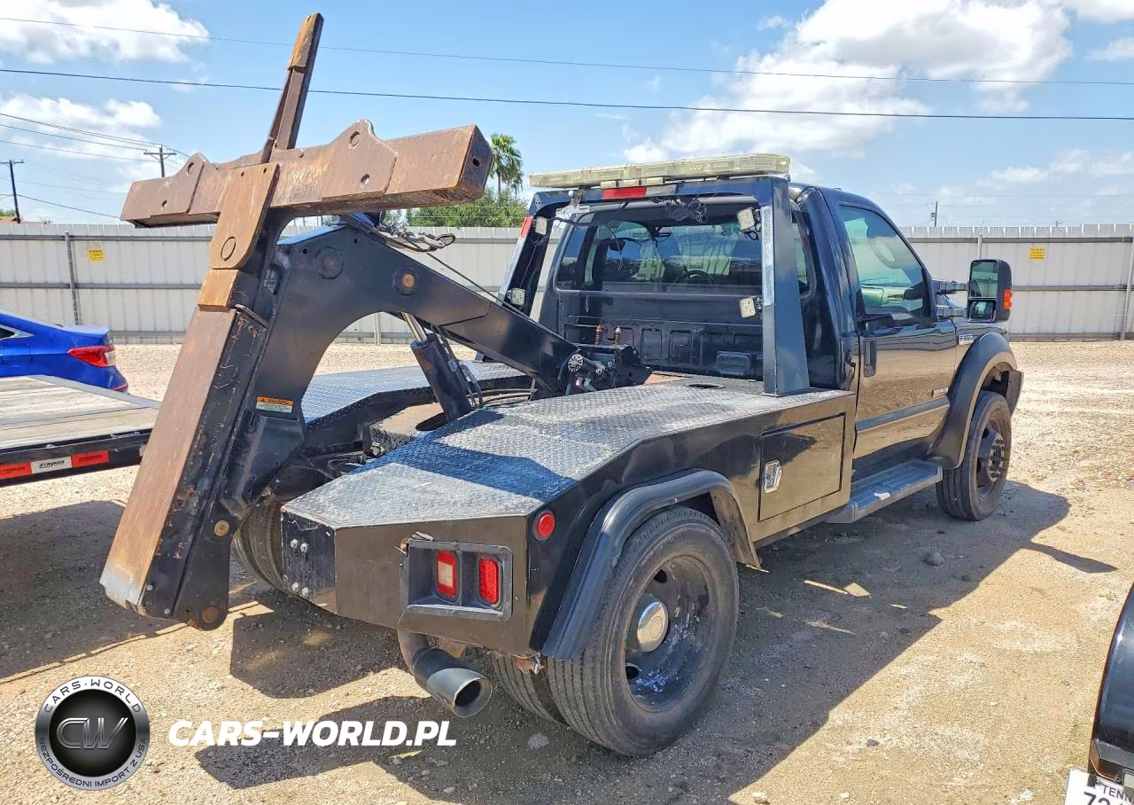 2005 Ford F450 Super Duty VIN:1FDXF46P15EB33381 - 3