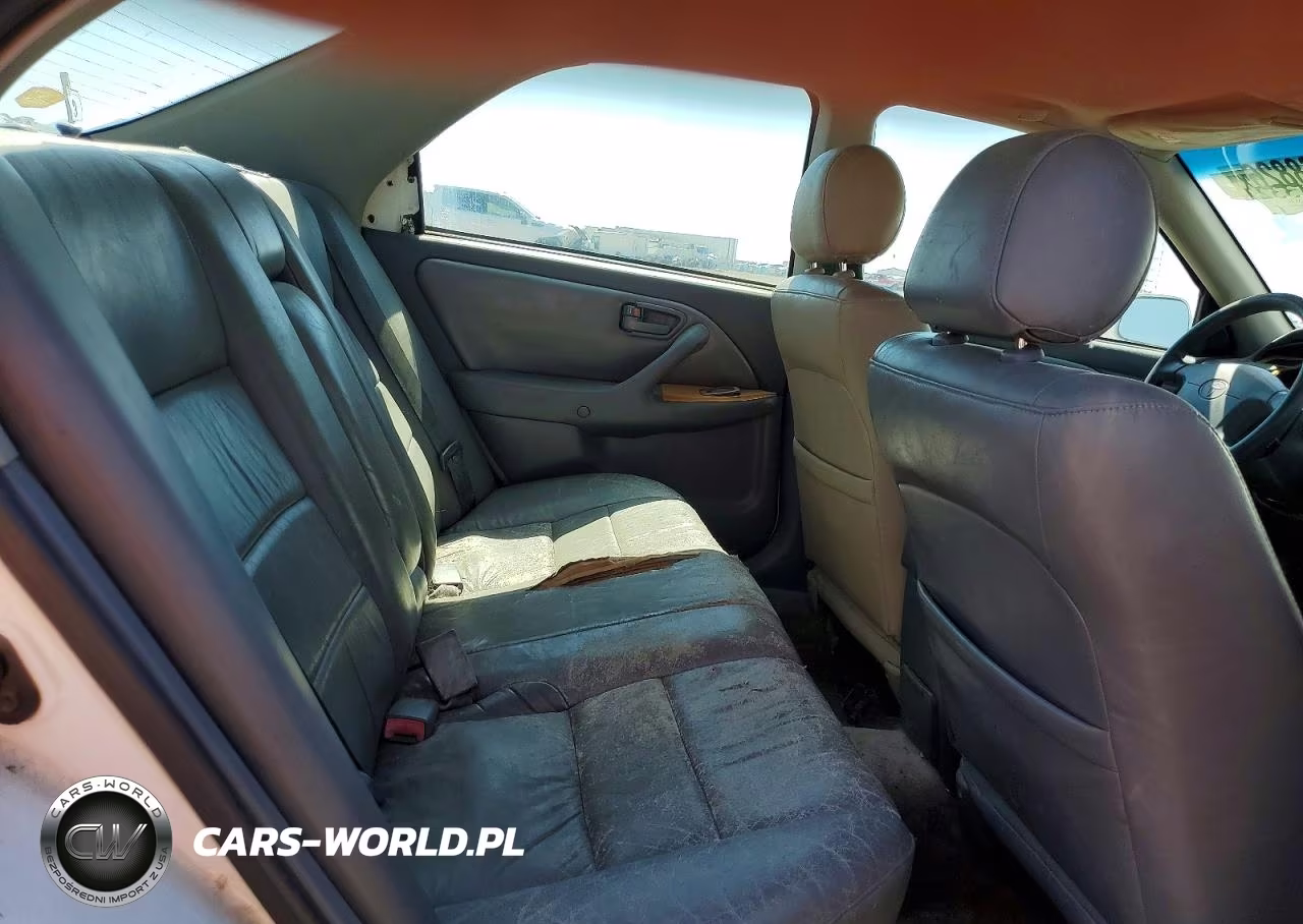 2000 Toyota Camry Le V6 VIN:4T1BF22K9YU944168 - 10