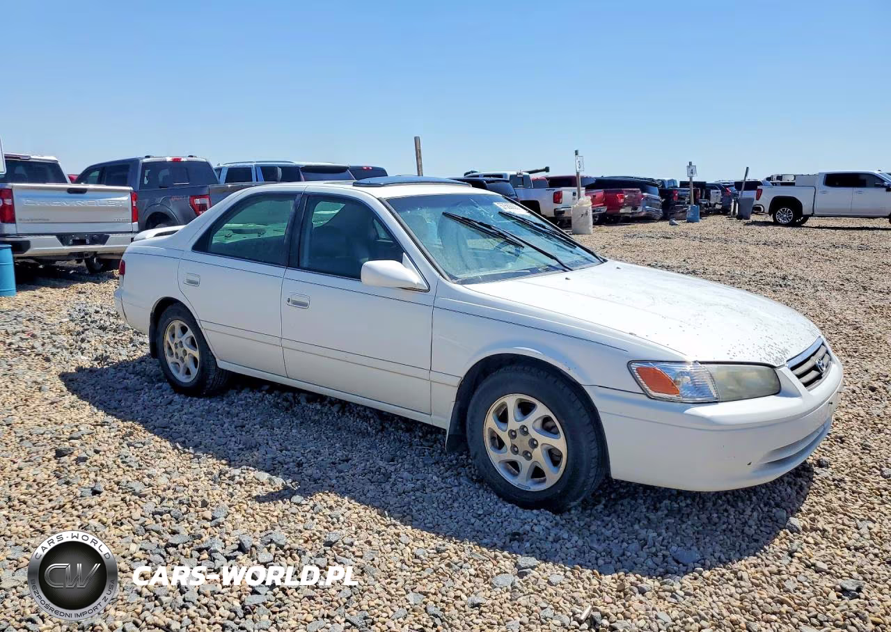 2000 Toyota Camry Le V6 VIN:4T1BF22K9YU944168 - 4
