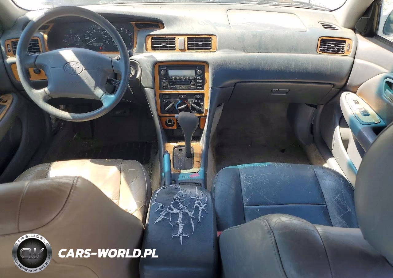 2000 Toyota Camry Le V6 VIN:4T1BF22K9YU944168 - 8