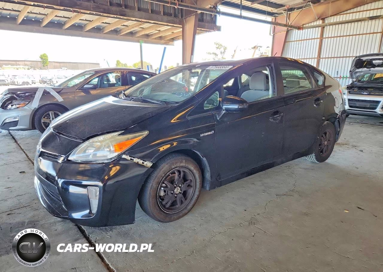 2015 Toyota Prius Two – zdjęcie 1 z 12