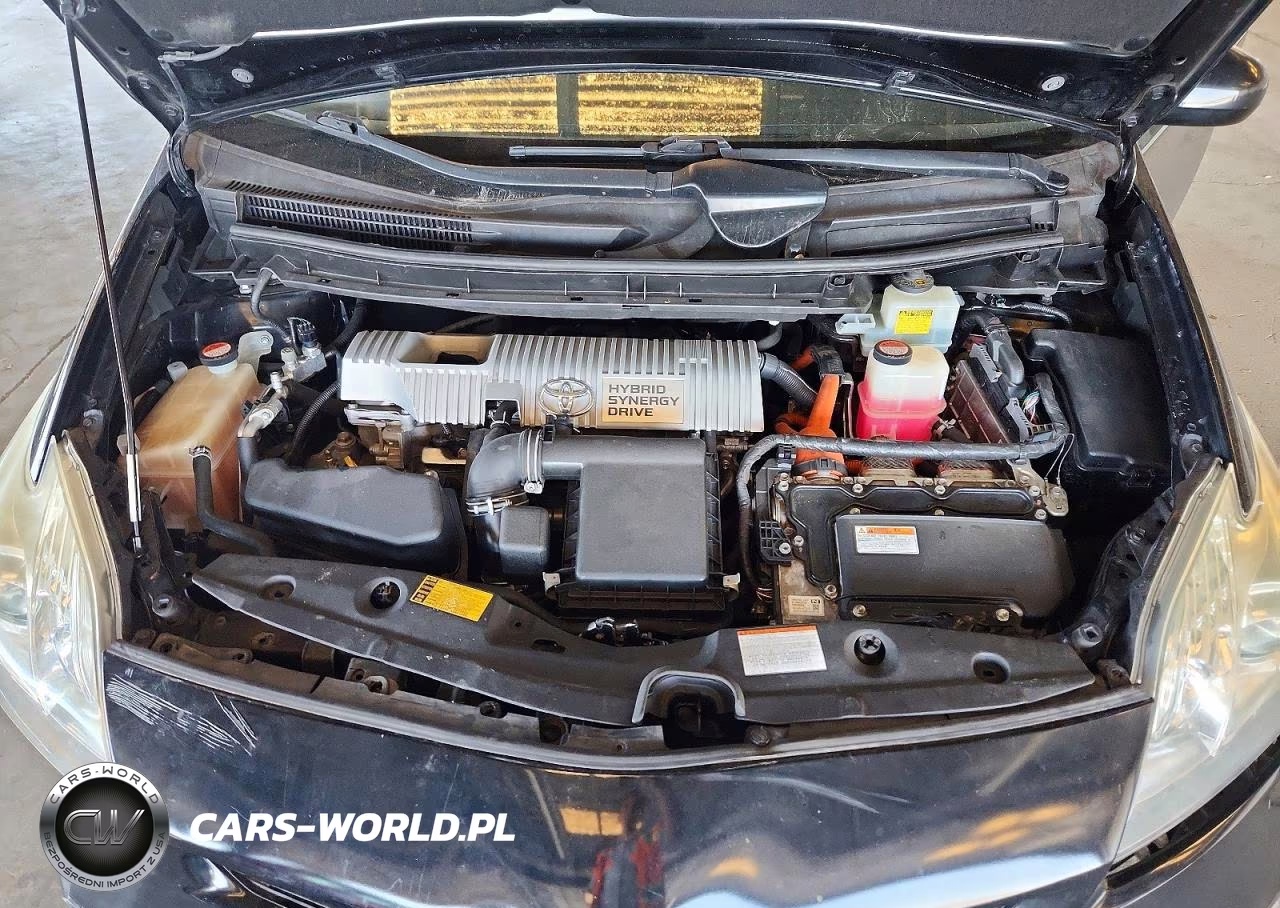 2015 Toyota Prius Two VIN:JTDKN3DU0F0423422 - 11