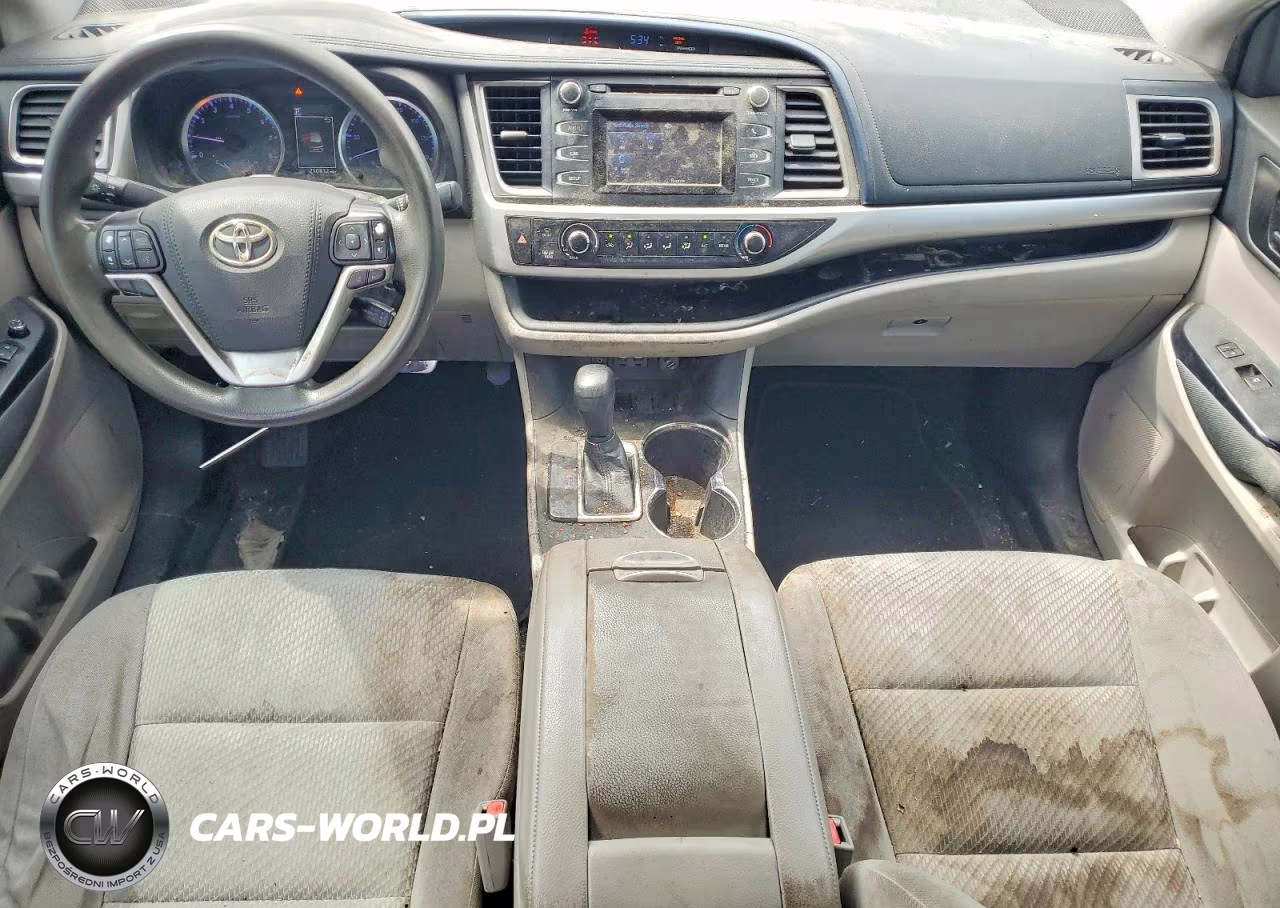 2019 Toyota Highlander Le VIN:5TDZZRFH1KS329496 - 8