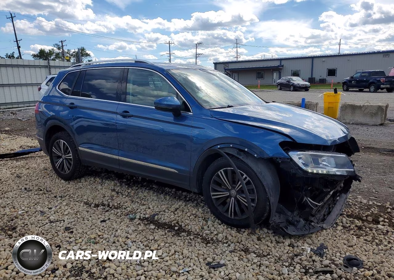 2018 Volkswagen Tiguan Se-Sel VIN:3VV2B7AX0JM170026 - 4