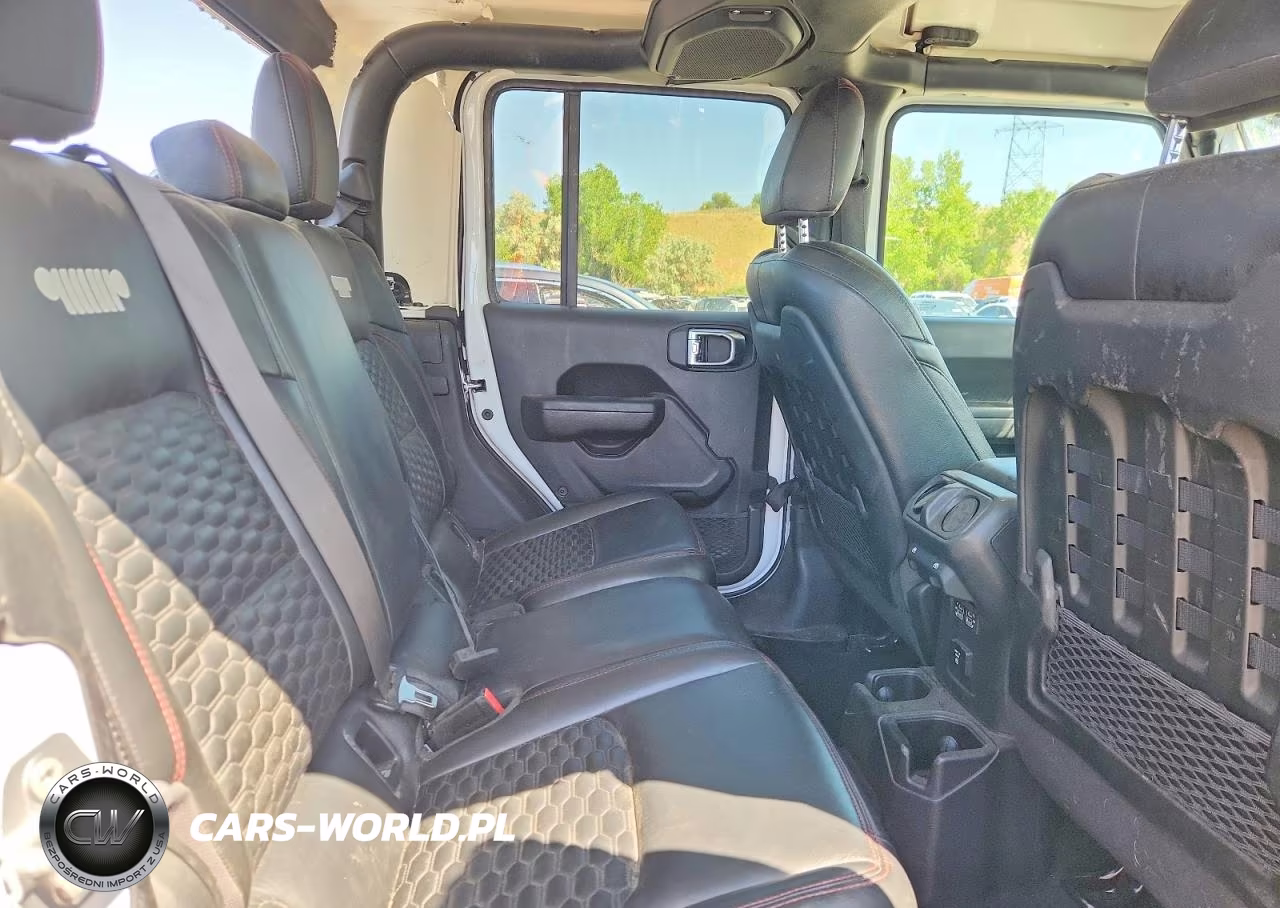 2022 Jeep Gladiator Rubicon VIN:1C6JJTBG8NL109946 - 10