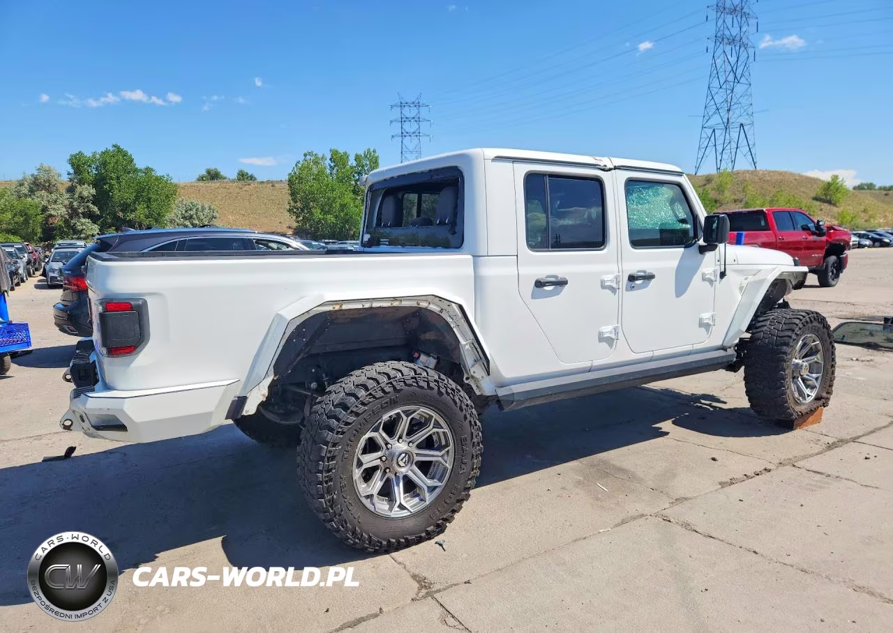 2022 Jeep Gladiator Rubicon VIN:1C6JJTBG8NL109946 - 3