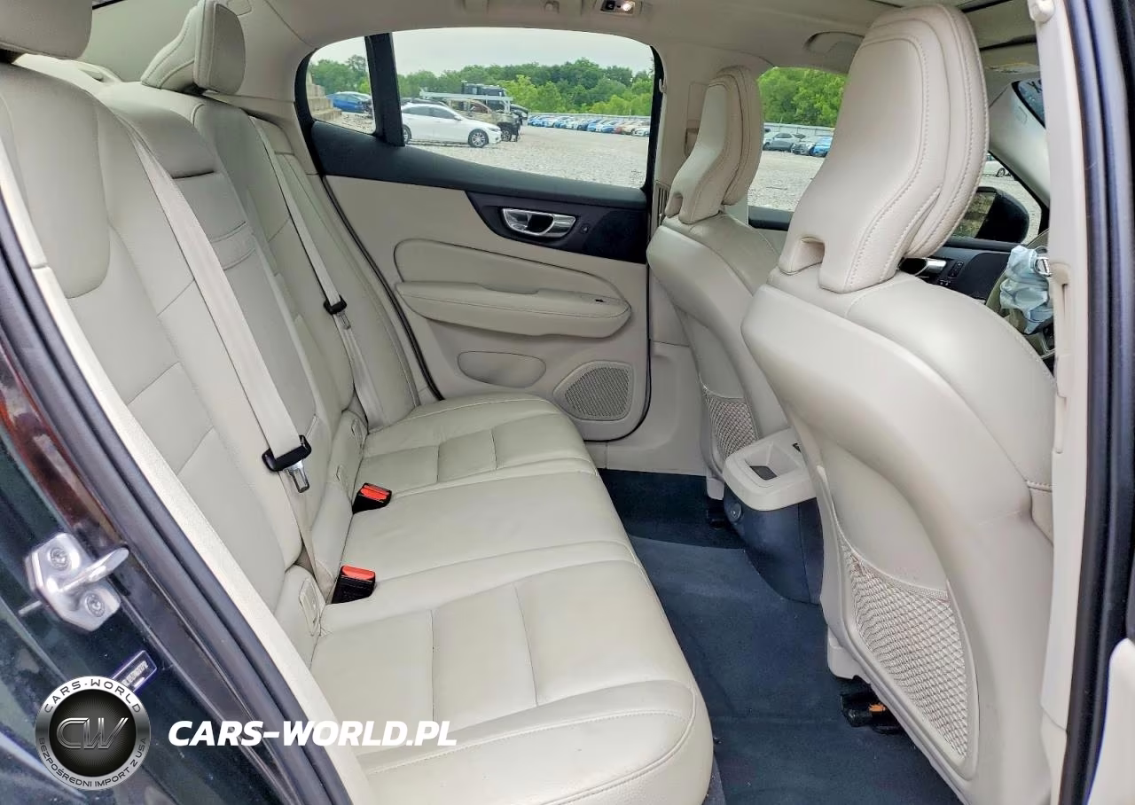 2022 Volvo S60 B5 Momentum VIN:7JRL12TZ7NG177712 - 10