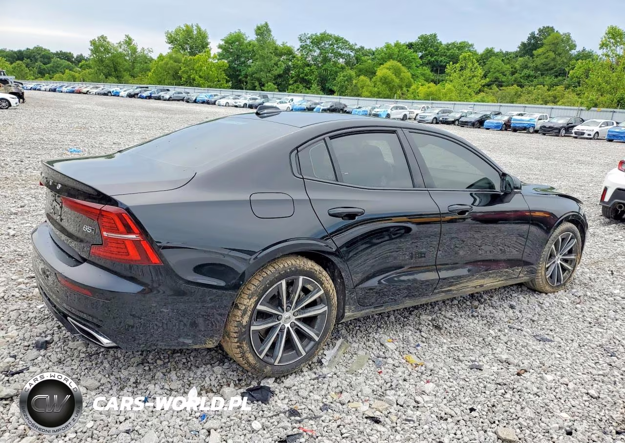 2022 Volvo S60 B5 Momentum VIN:7JRL12TZ7NG177712 - 3