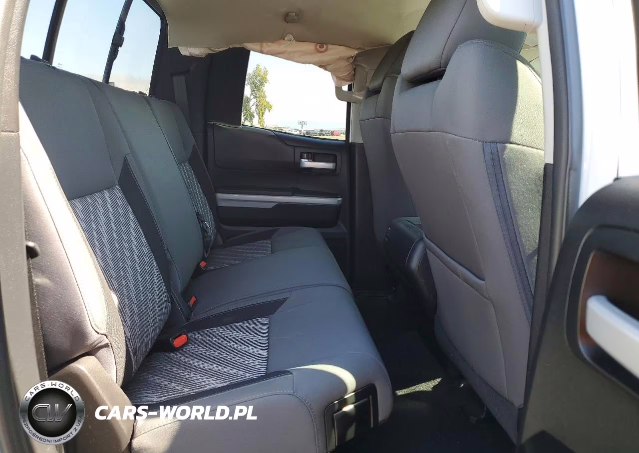 2018 Toyota Tundra Sr5 VIN:5TFUY5F11JX726904 - 10