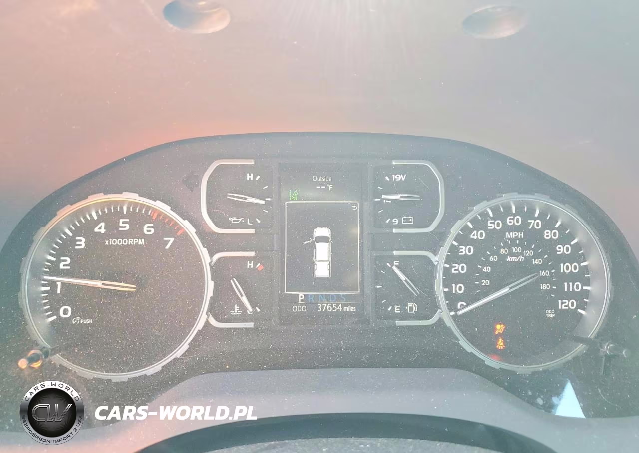 2018 Toyota Tundra Sr5 VIN:5TFUY5F11JX726904 - 9