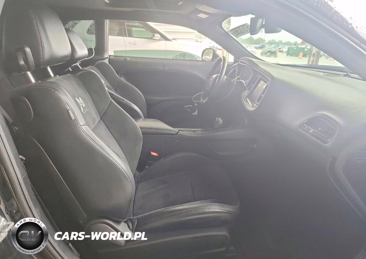 2016 Dodge Challenger R VIN:2C3CDZFJ6GH256594 - 10