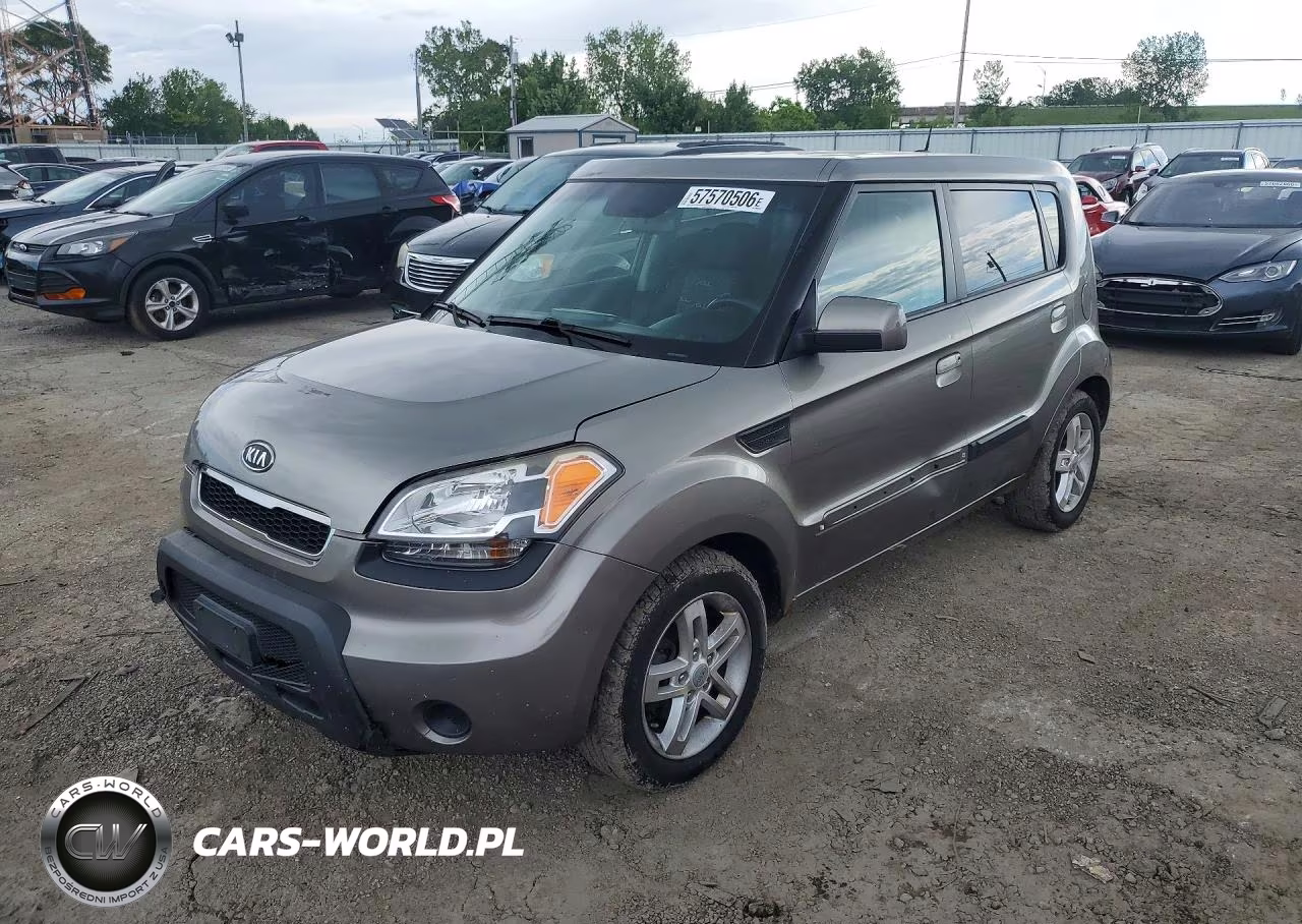 2010 Kia Soul +