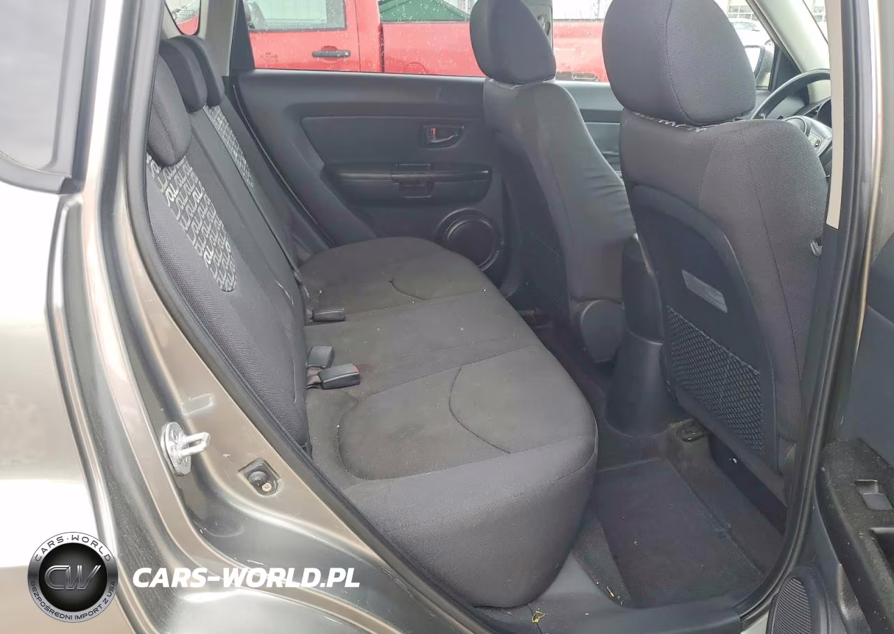 2010 Kia Soul + VIN:KNDJT2A29A7118659 - 10