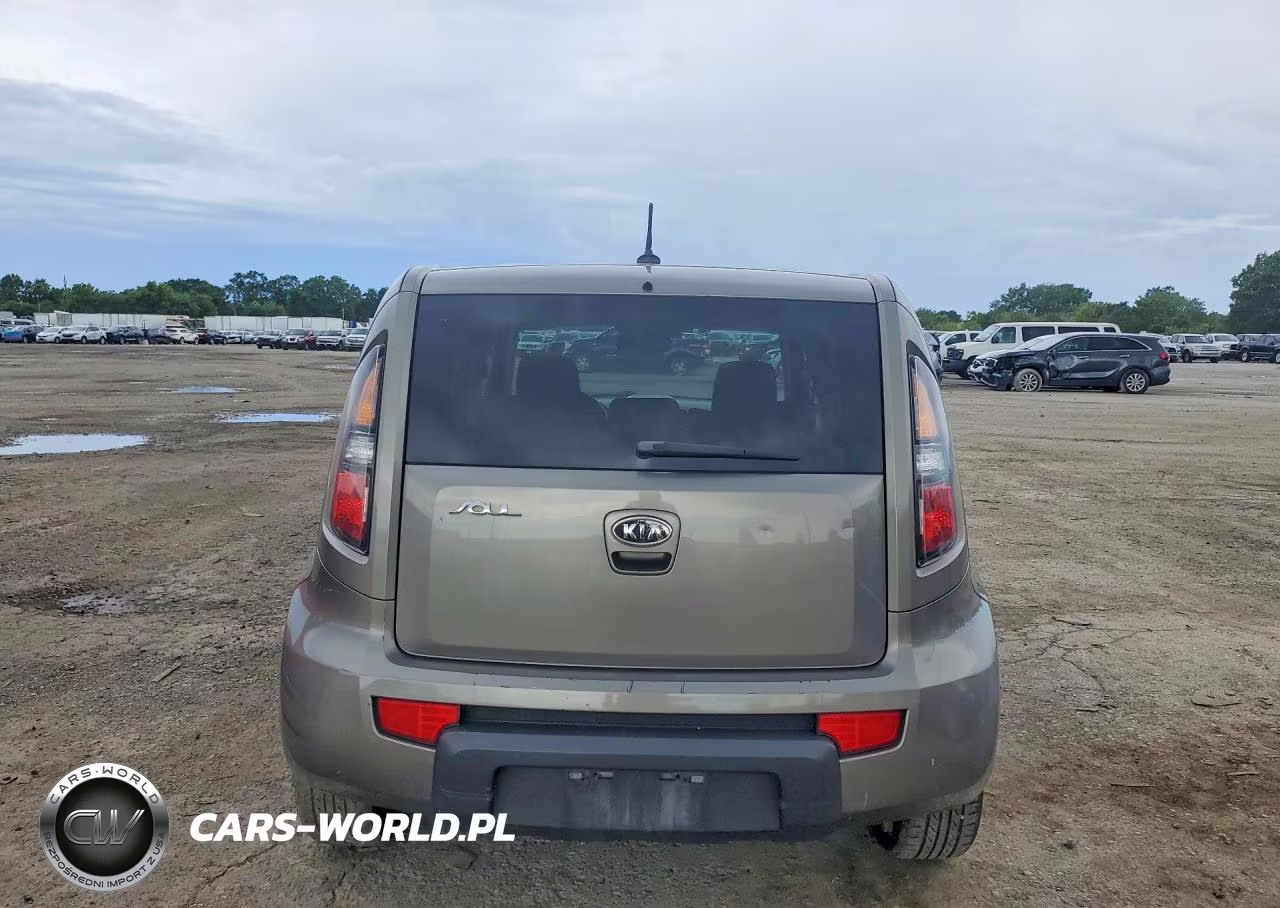 2010 Kia Soul + VIN:KNDJT2A29A7118659 - 6