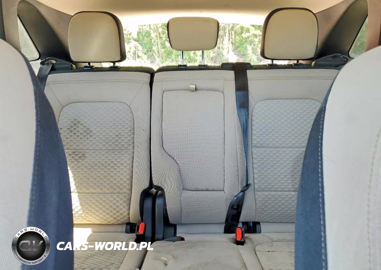 2020 Ford Escape Se VIN:1FMCU9G66LUC44843 - 10