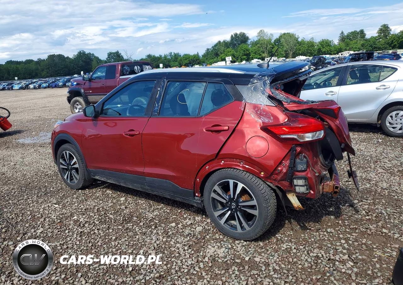 2018 Nissan Kicks Sv VIN:3N1CP5CU4JL526126 - 2