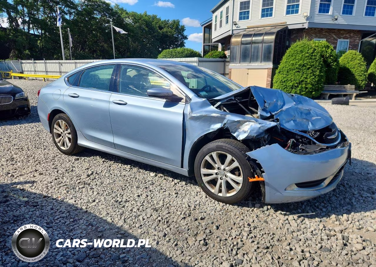 2015 Chrysler 200 Limited VIN:1C3CCCAB3FN659504 - 4