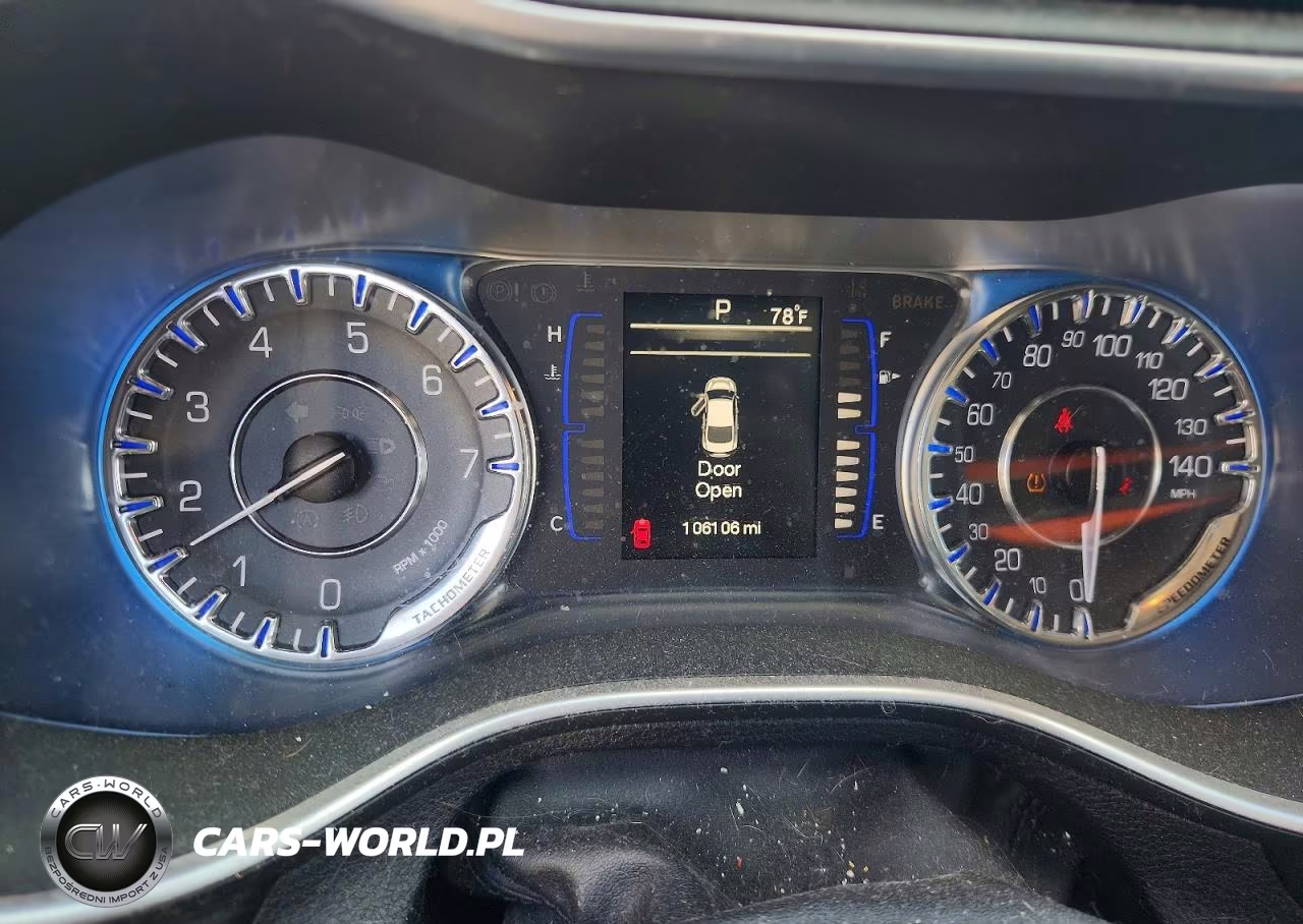 2015 Chrysler 200 Limited VIN:1C3CCCAB3FN659504 - 9