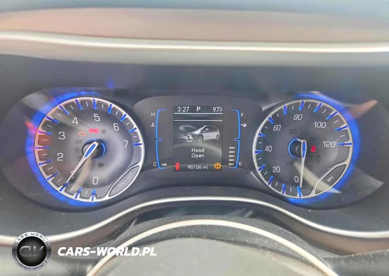 2018 Chrysler Pacifica Touring Plus VIN:2C4RC1FGXJR113180 - 9