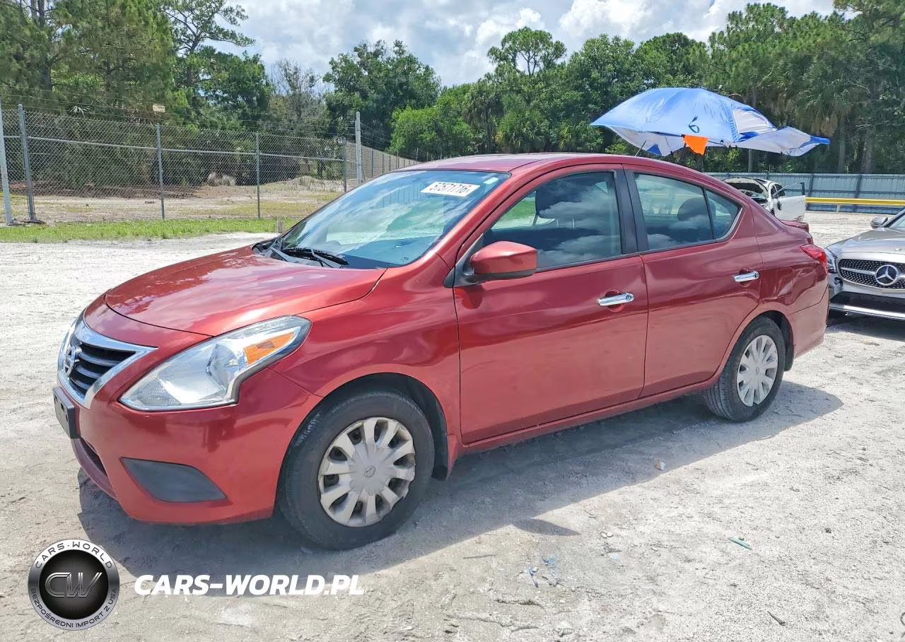 2019 Nissan Versa Sv