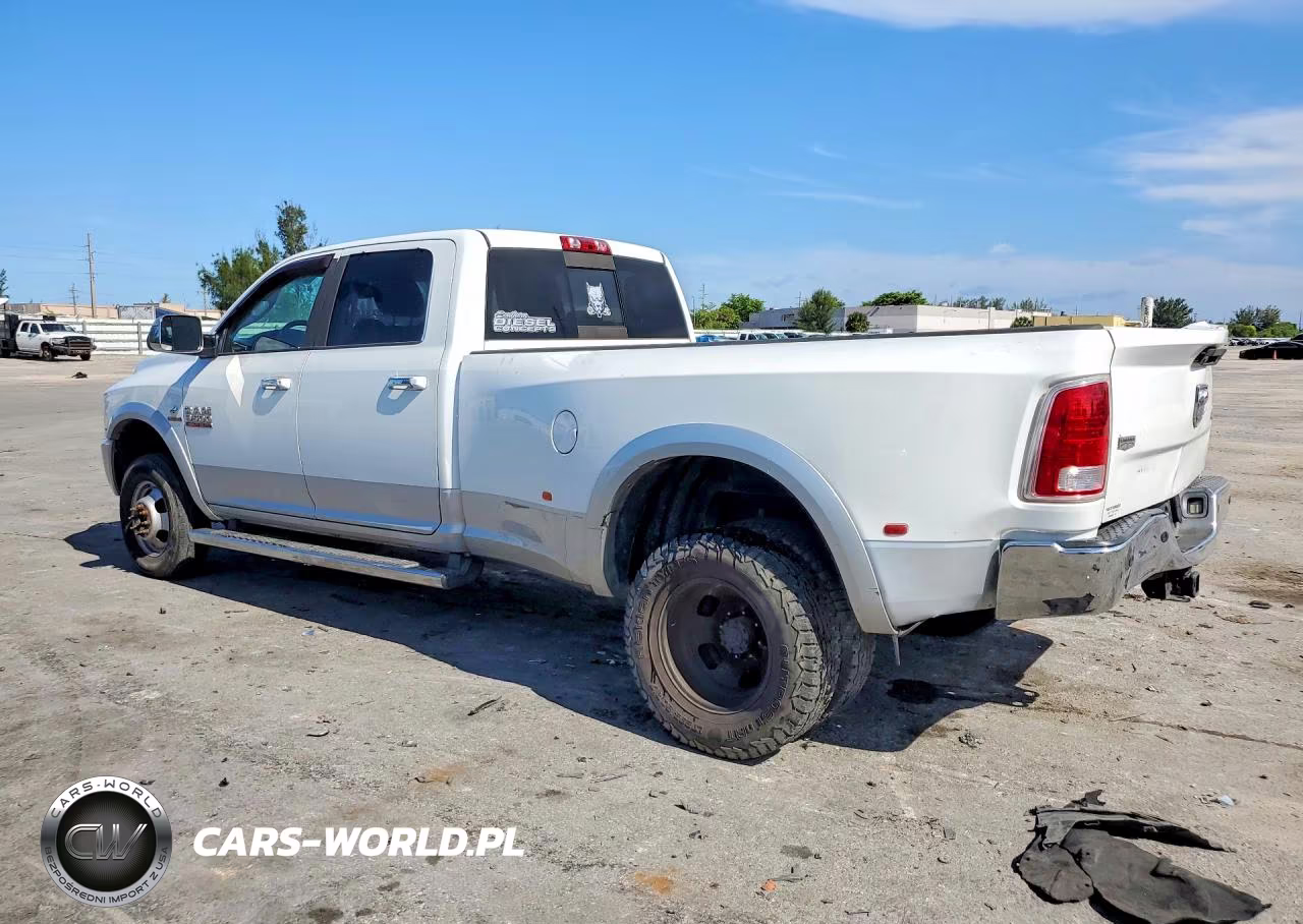 2015 Ram 3500 Laramie VIN:3C63RRJL5FG542271 - 2