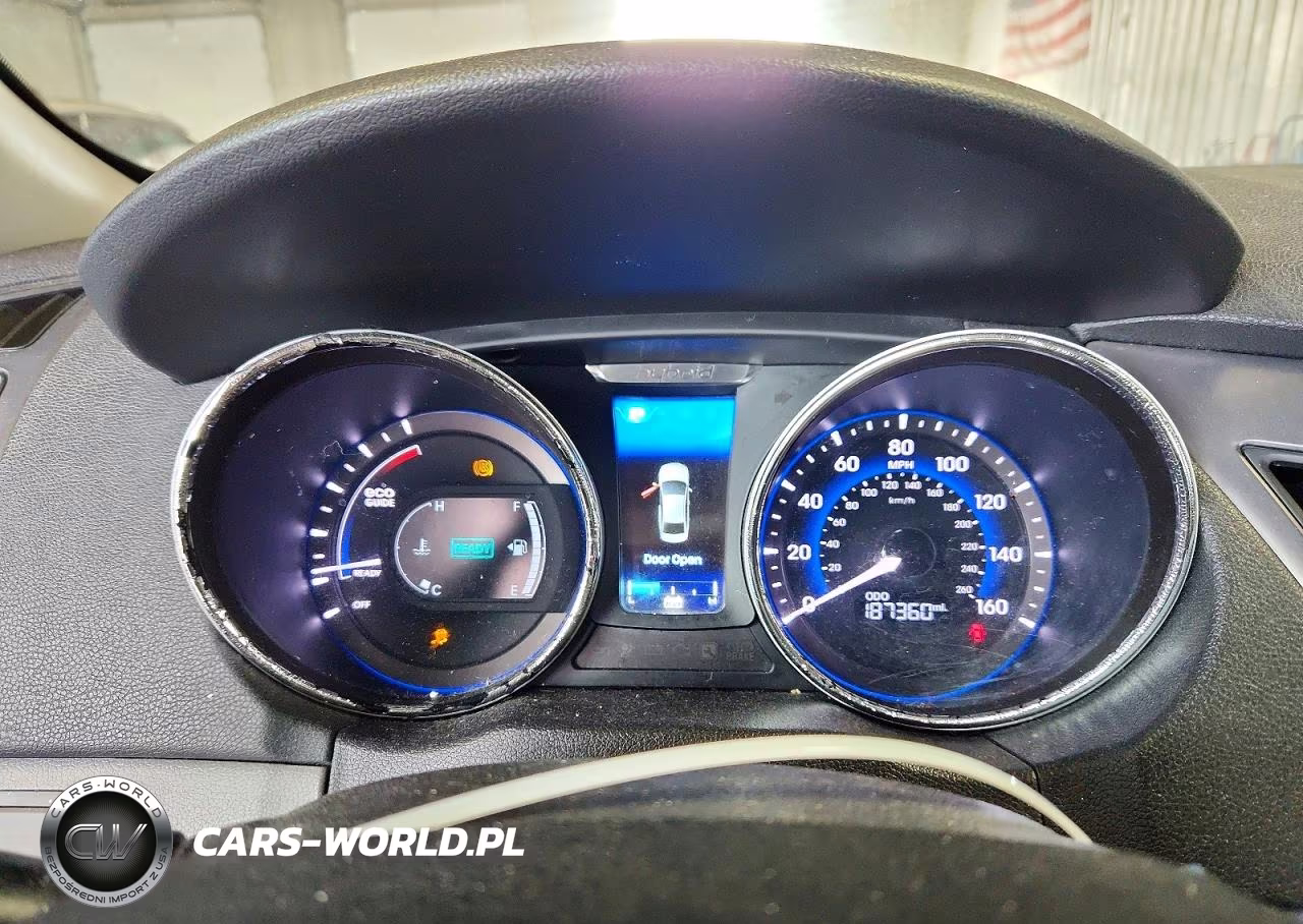 2013 Hyundai Sonata Hybrid VIN:KMHEC4A48DA081170 - 9