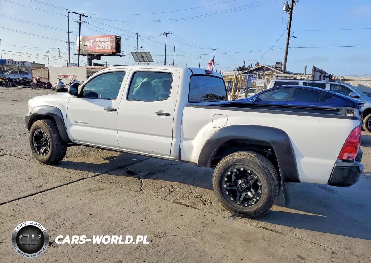 2015 Toyota Tacoma Prerunner V6 VIN:3TMKU4HN7FM045060 - 2