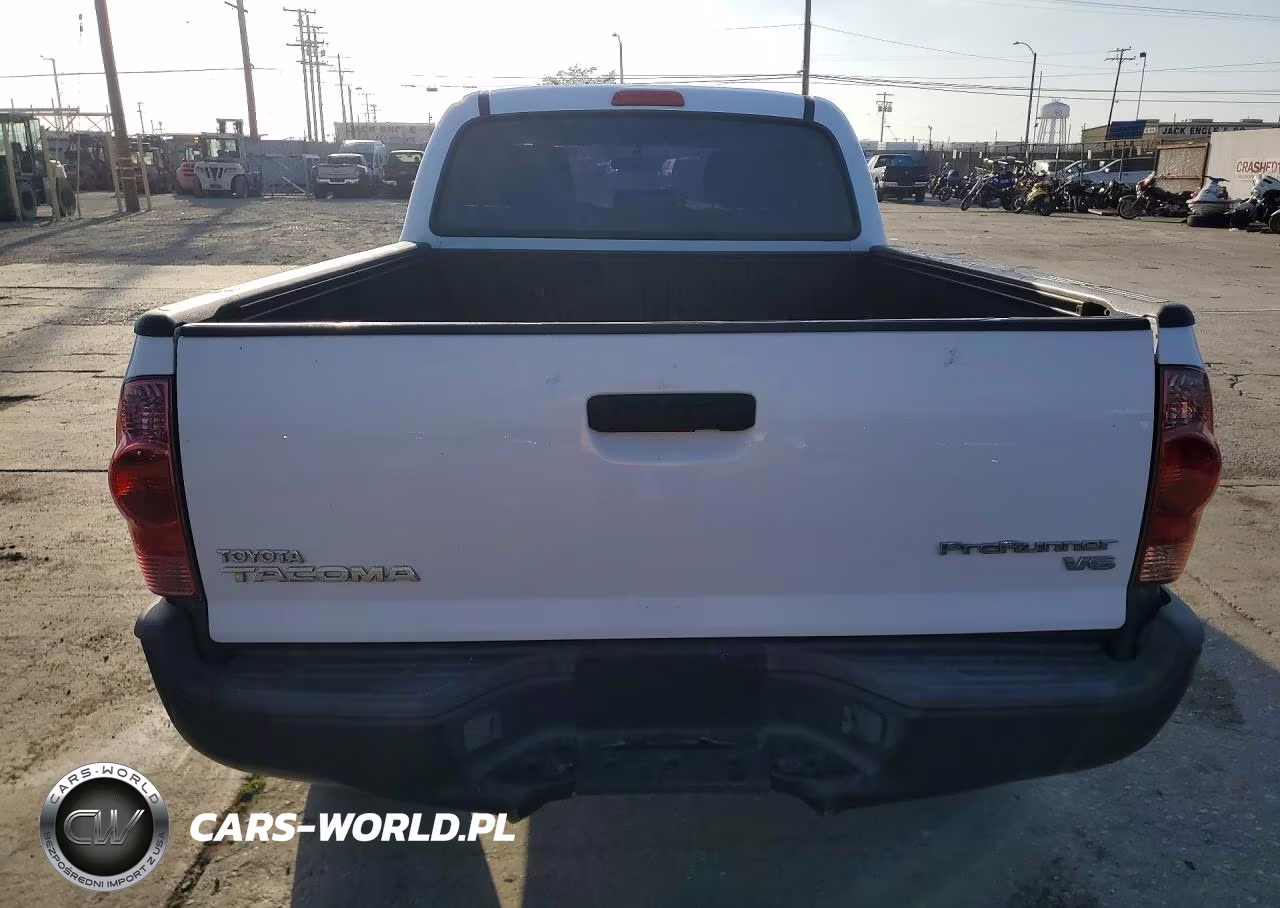 2015 Toyota Tacoma Prerunner V6 VIN:3TMKU4HN7FM045060 - 6