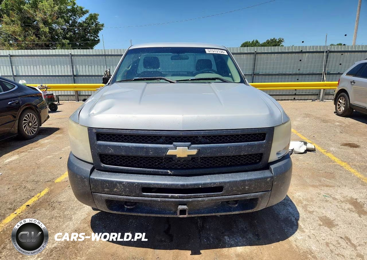 2010 Chevrolet Silverado K1500 VIN:1GCPKPEA6AZ216614 - 5