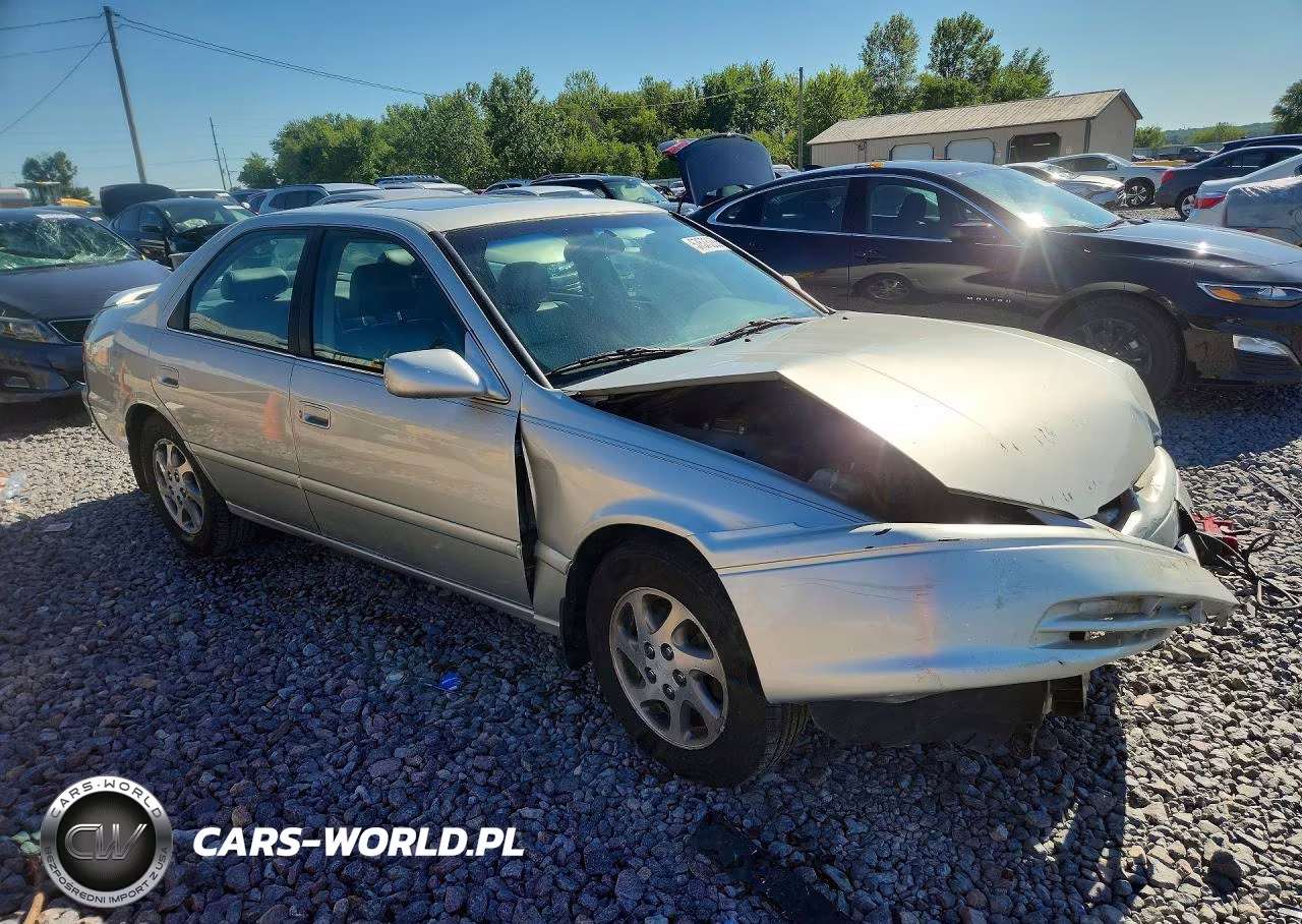2000 Toyota Camry Le VIN:4T1BG22K7YU695933 - 4